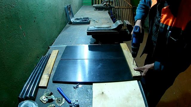 Раскладной столик для рыбалки СВОИМИ РУКАМИ. Компактно собирающийся. смотреть онлайн