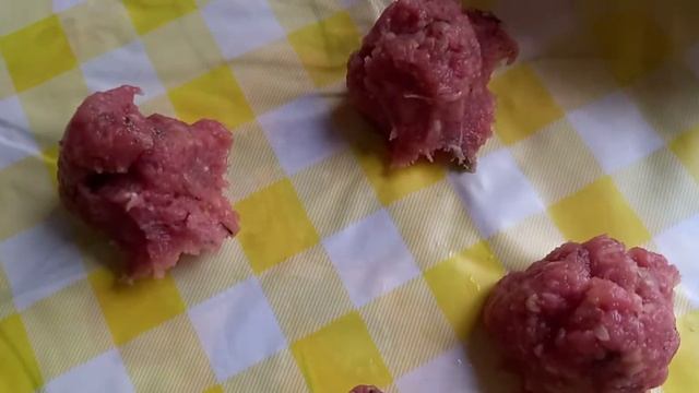 Нежные ТЕФТЕЛЬКИ "ЁЖИКИ" с вкуснейшим соусом! /Delicate meatballs "Hedgehogs" with delicious sauce! смотреть онлайн