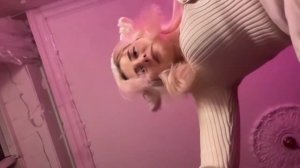 СВЕТА СОЛЛАР СЕЛА НА КАМЕРУ