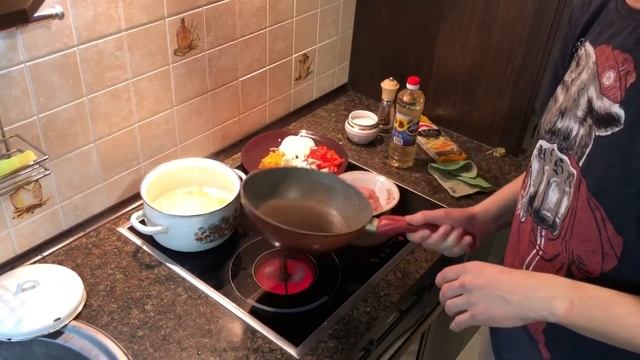 Яичная лапша по-китайски смотреть онлайн
