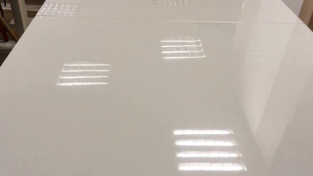 Стол обеденный Bliss смотреть онлайн