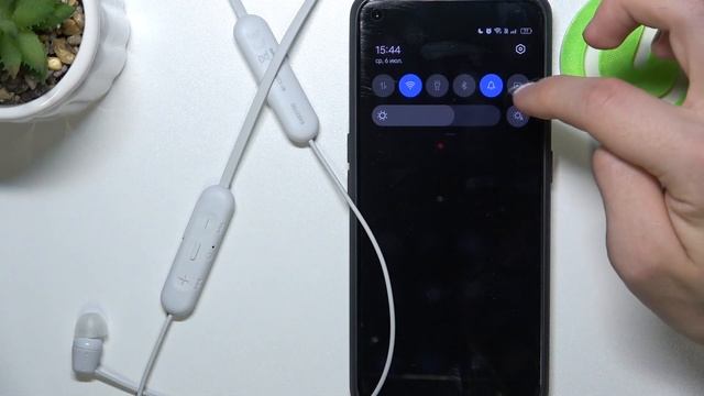 Как подключить к андроиду наушники Sony WI C200 / Сопряжение с андроидом на Sony WI C200 смотреть онлайн