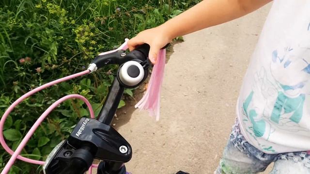 Обзор дитячого велосипеда RoyalBaby Space Shuttle 14" смотреть онлайн