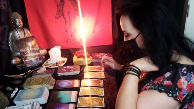 ORACLE OF THE DAY YOU ARE REMEMBERING HOW TO TURN PAIN INTO POSSIBILITY! TIMELESS TAROT READING смотреть онлайн