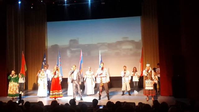 Артур Агаджанов-Широка страна моя родная