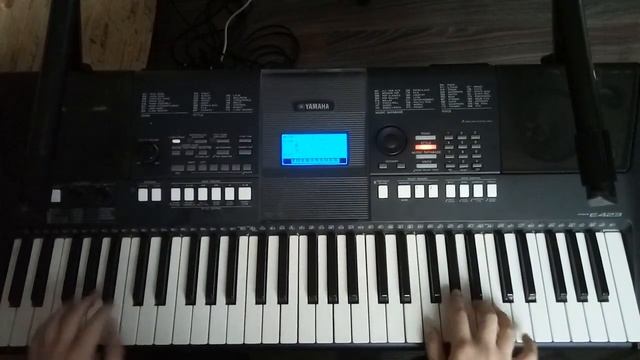 Цыганочка на синтезаторе.