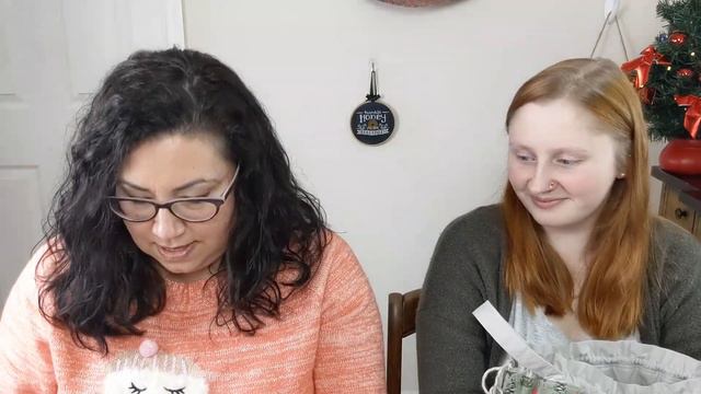 Bean & Olive, Gracious, Habitation Throw, and Socks! Episode 51 - Rose Opal Knits Podcast смотреть онлайн