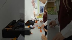 Лабораторная работа "Измерение и регулирование
напряжения"