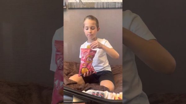 Первый епизод грозной семейки