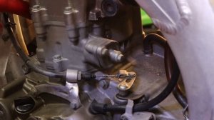 Honda CRF450R Top End Removal and Inspection