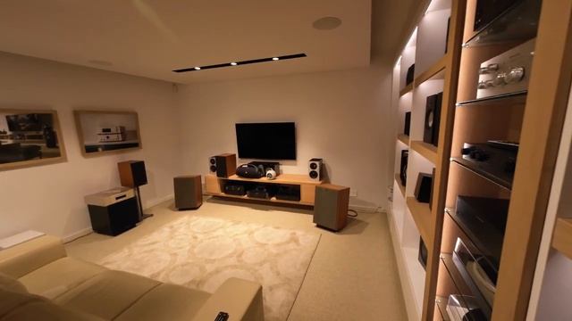 THIS DEVIALET MANIA SOUNDS IMPOSSIBLE! - HOW DID THEY DO IT? смотреть онлайн