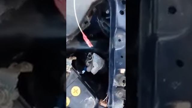 Как извлечь лампочку габарита,упавшую в фару!