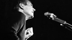 Евг. Евтушенко читает Владимира Маяковского. Облако в штанах. Тетраптих.mp4