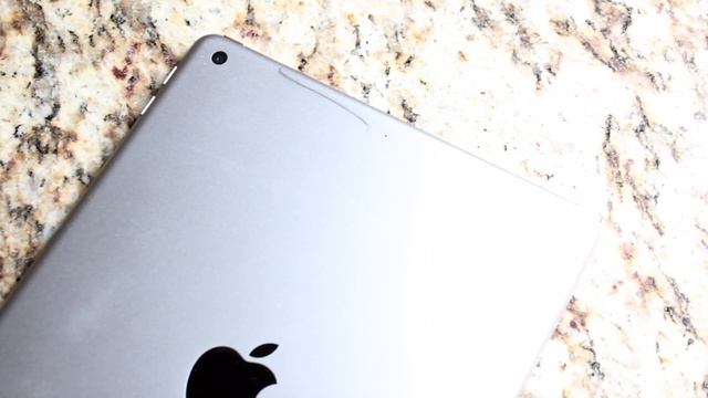 iPad 6th Generation In 2023! (Still Worth It?) (Review) смотреть онлайн