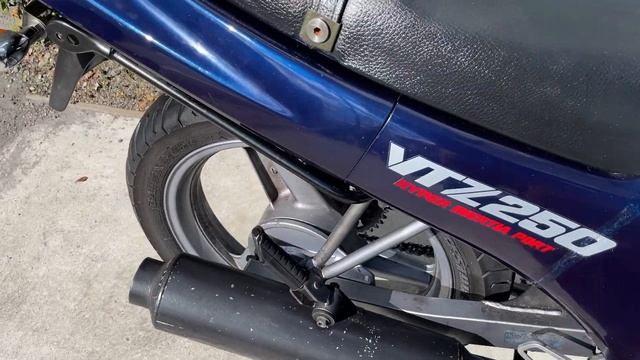 HONDA VTZ250 MC15｜ホンダ VTZ250｜ смотреть онлайн