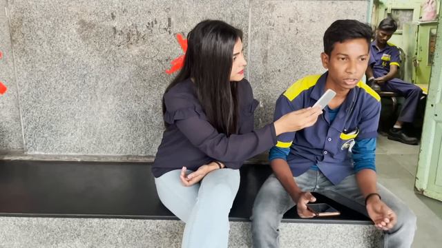 रेलवे में निकली 10वीं पास सफाई कर्मचारी की नौकरी | Housekeeping Staff Jobs | Jobs for 10th Pass смотреть онлайн