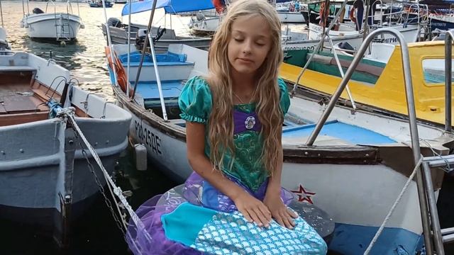 Русалочка, стих читает автор Вера Шмидт смотреть онлайн