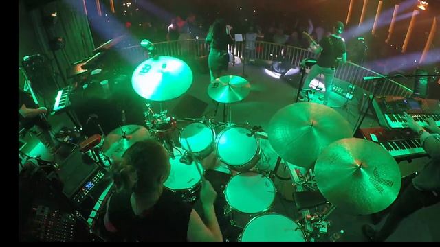 Käärijä - Cha Cha Cha - Live Cover - Drumcam @OskariNiemi1 смотреть онлайн