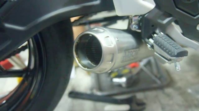 ARROW PRO RACE ( Full System ) - Kawasaki Ninja 650 смотреть онлайн