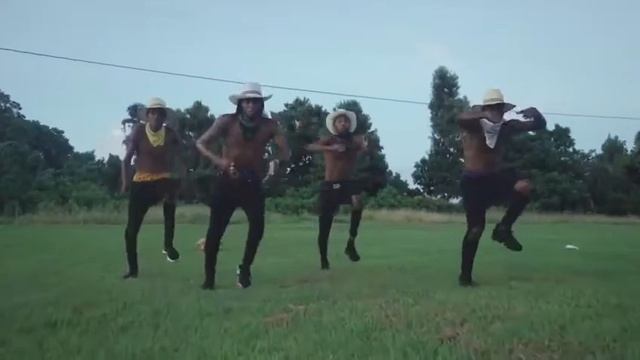Blanco Brown ft Tookool Dancers - The Git up смотреть онлайн