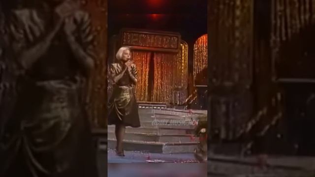 Ирина Понаровская - Рябиновые бусы 1989 смотреть онлайн