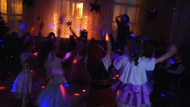 Танец ЗВЕЗДОЧКИ смотреть онлайн