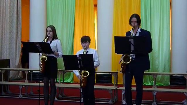 Детский оркестр-осенняя серенада,трио(отчетный концерт в муз.школе,руководитель Соловьев В.В.) смотреть онлайн