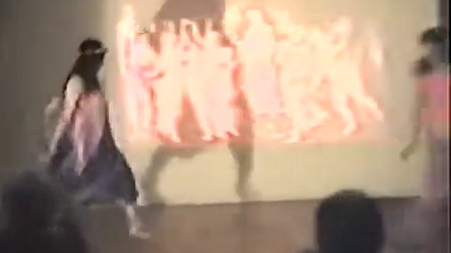 Julia Levien Images 2 смотреть онлайн