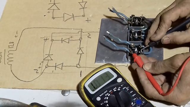 Самое простое зарядное устройство. Ремонт ,,,ЗПУ-СЕВЕР,,, . смотреть онлайн
