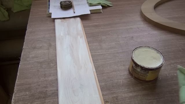 Деревянный потолок , чем покрыть?