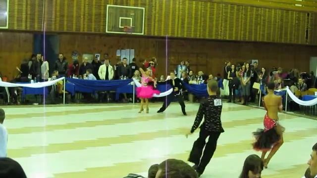 "Чемпионат Харькова 2014" Юниоры 2 самба смотреть онлайн