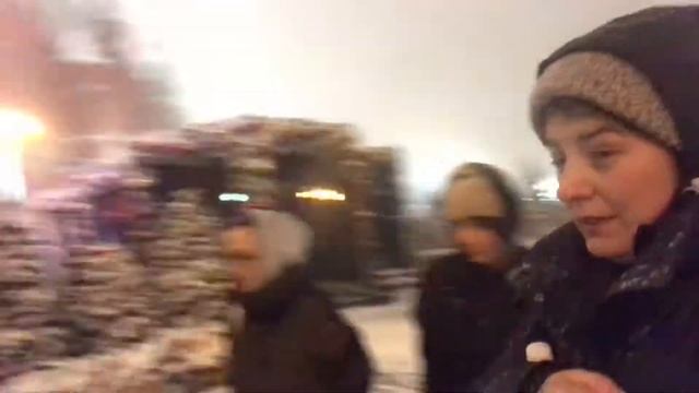 Москва манежная площадь 2018 , работа по оформлению новогодних декорации ???? смотреть онлайн