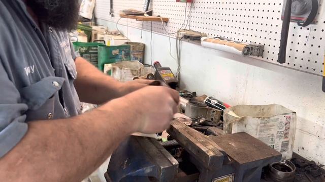 Wheel bearing replacement, 2009 Toyota Highlander смотреть онлайн