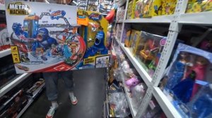 Суйфэньхэ.Магазин игрушка САША