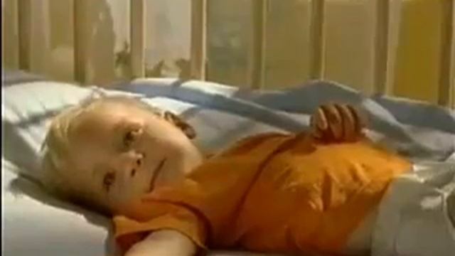 P&G - Pampers Sleep & Play - Absolute Comfort -  Argentina Version - Commercial - 2001