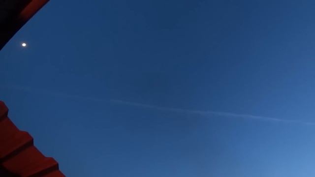 СБЕЖАЛИ из ГОРОДА на ДАЧУ/ШЕДЕВР на КОСТРЕ/Сады НЕВЕСТ/Посевная НАЧАЛАСЬ/Дачный ВЛОГ#жизньнадаче смотреть онлайн