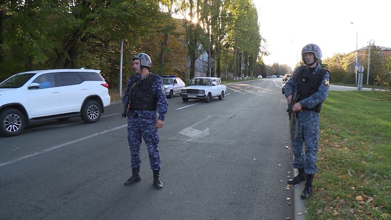 Бойцы Вневедомственной охраны Росгвардии борются с незаконным завладением имущества граждан. смотреть онлайн