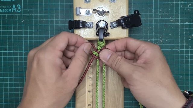 HOW TO MAKE DRAGON CLAW KNOT PARACORD BRACELET WITH BUCKLE, PARACORD TUTORIAL, DIY. смотреть онлайн