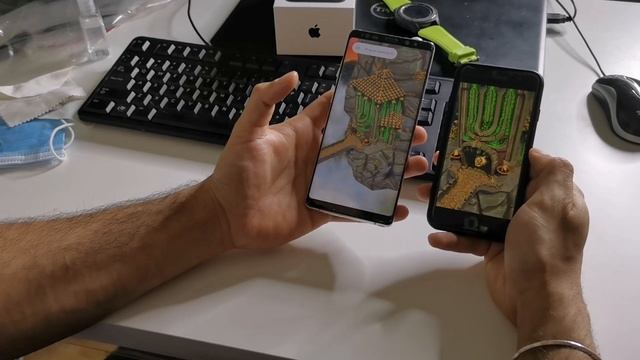 Apple IPhone SE 2 vs Galaxy Note 8 Speed Test 2020 смотреть онлайн
