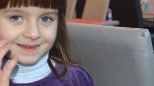 Скрытые признаки аутизма у девочек