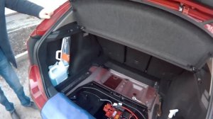 ЗАМЕНА АККУМУЛЯТОРА / BMW X1 / 2012 г.в. /