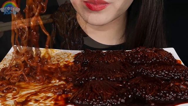 ASMR BLACK BEAN ENOKI MUSHROOMS TRUFFLE BLACK BEAN NOODLES 짜장팽이버섯 트러플짜파게티 먹방 EATING SOUNDS MUKBAN