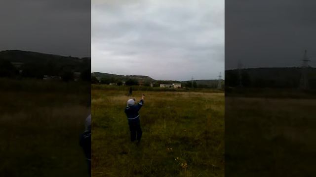 Кирилл управляет мини-кайтом смотреть онлайн