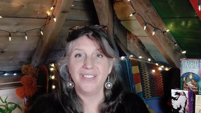 Oracle Cards || Witchcraft and Divination смотреть онлайн