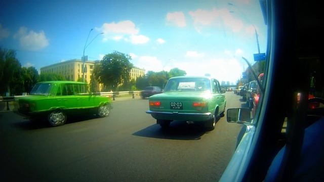 День молодежи в Киеве. Парад ретро автомобилей смотреть онлайн