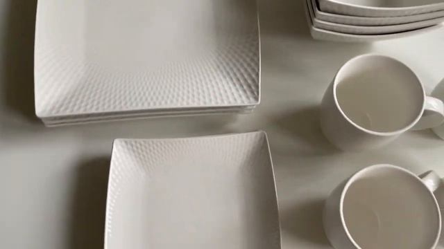 Белая посуда "Даймонд" c гранями квадратная форма Maxwell&Williams смотреть онлайн