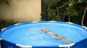 Садовый бассейн