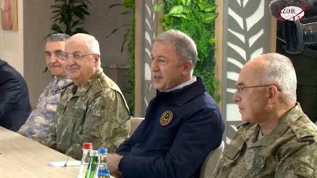 Президент принял делегацию во главе с министром национальной обороны Турции Хулуси Акаром смотреть онлайн