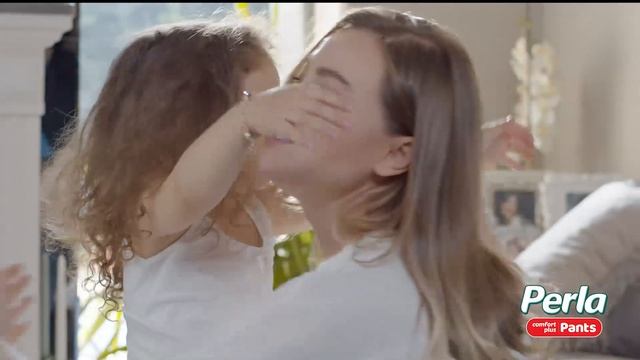 Perla Baby Pants TV Commercial [English] смотреть онлайн