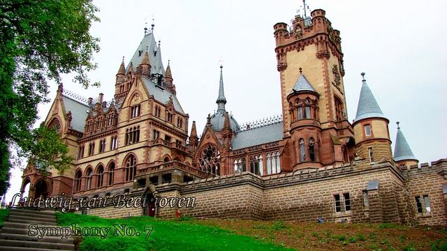 Бетховен - Симфония №7 Алегретто (Beethoven - Allegretto – Vivace, Symphony No. 7 in A major) смотреть онлайн